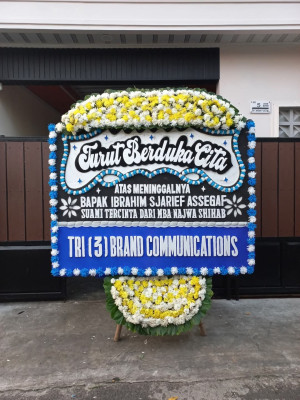 Papan Bunga Duka di Bluluk